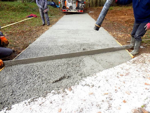 An image of Concrete Driveways in Englewood, FL
